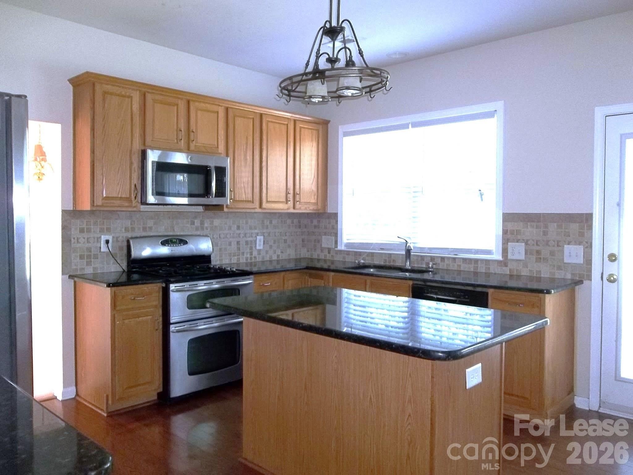 11120 Maplehurst Drive – photo 5