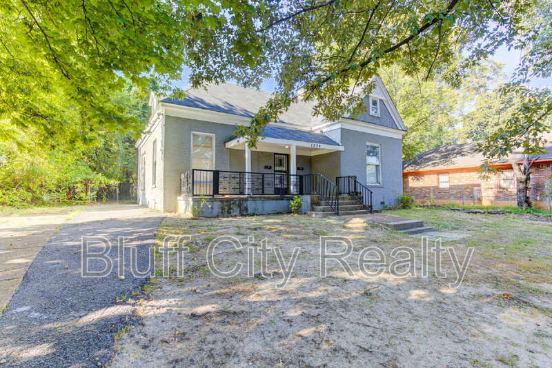 1639 Southern Avenue – photo 1