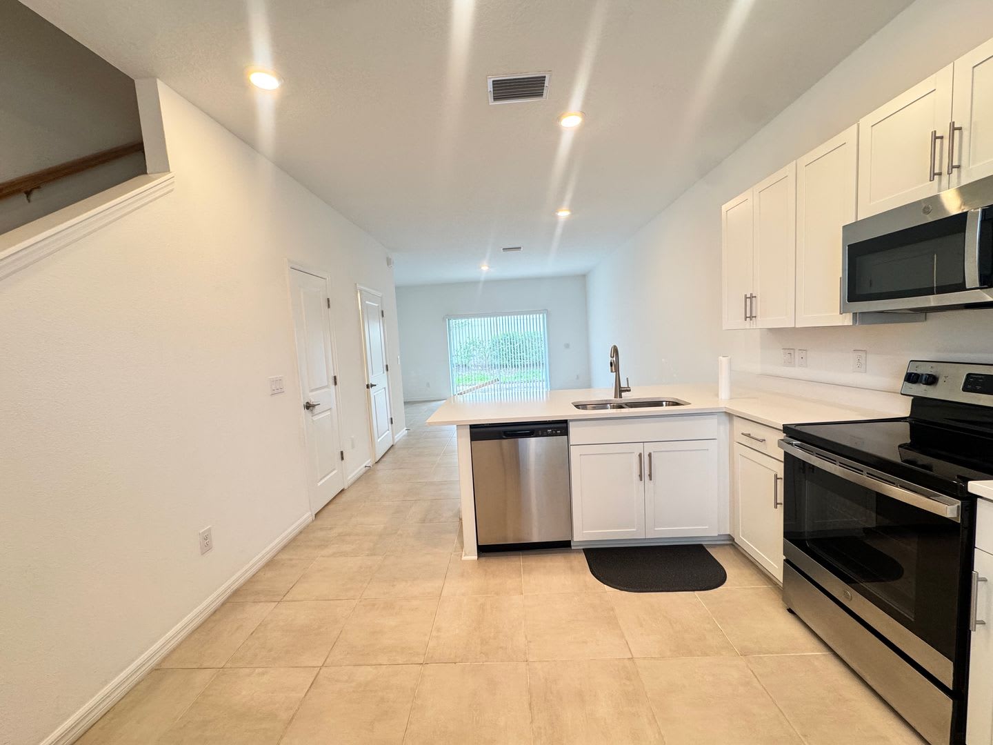 Modern 2-Bedroom, 2.5-Bathroom Townhome in the Skye Ranch Community – photo 5