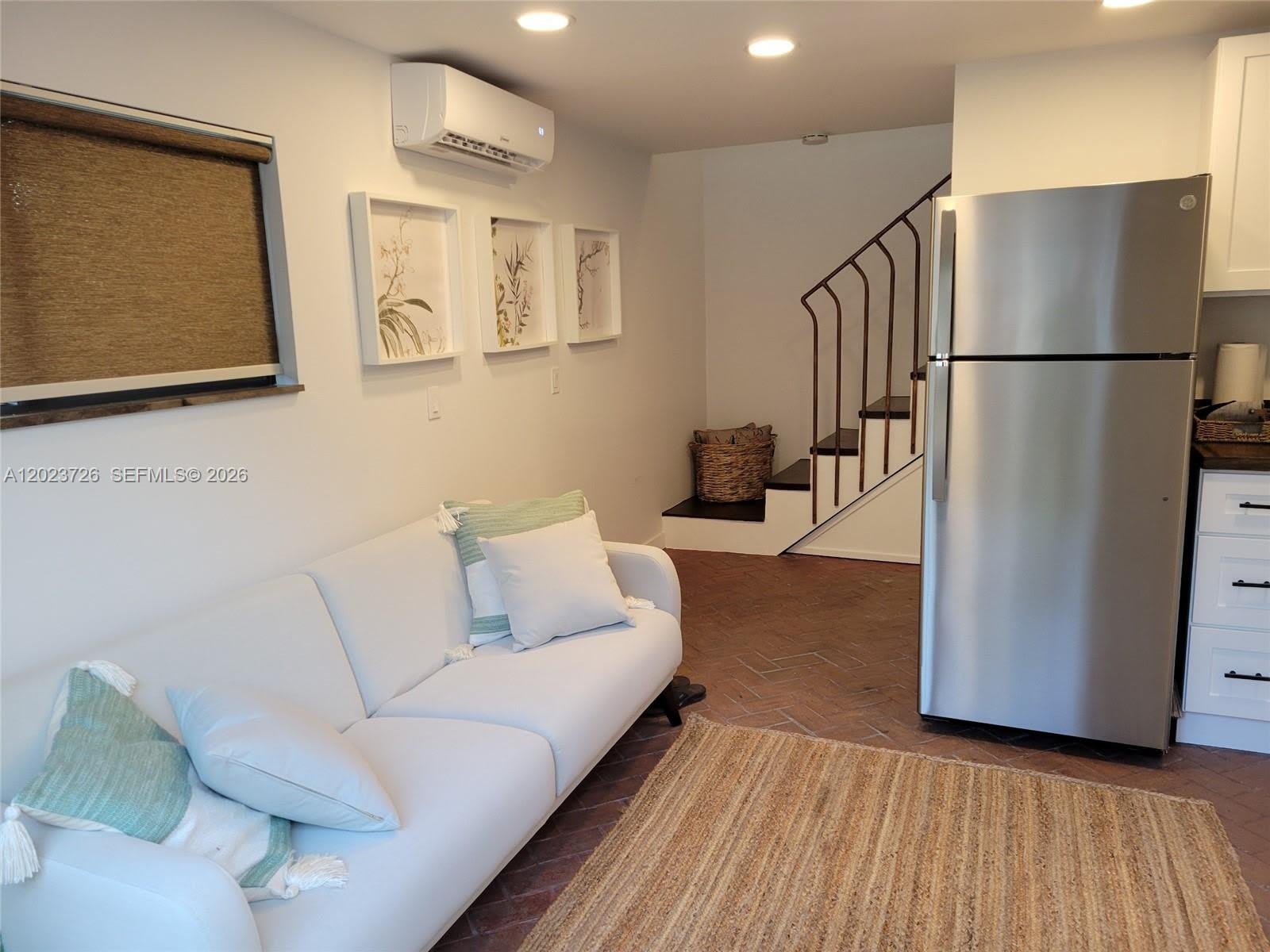 5866 SW 60th St 3 – photo 4