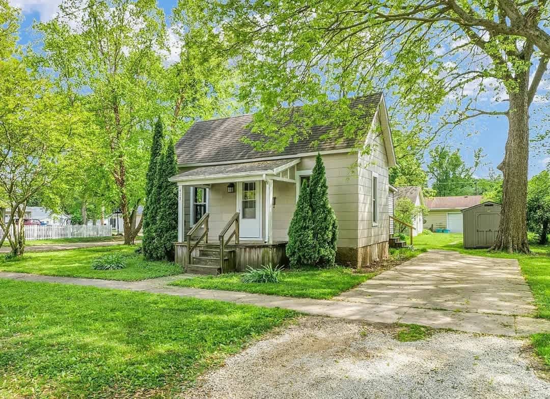 413 East Lincoln Street – photo 1