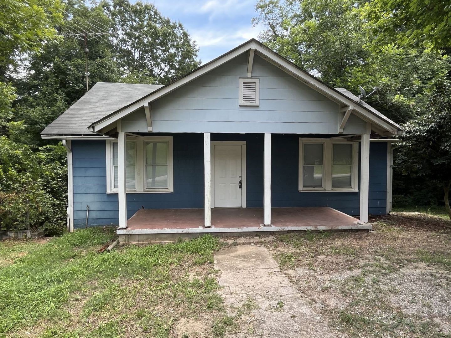 975 Old Charlotte Rd. – photo 2