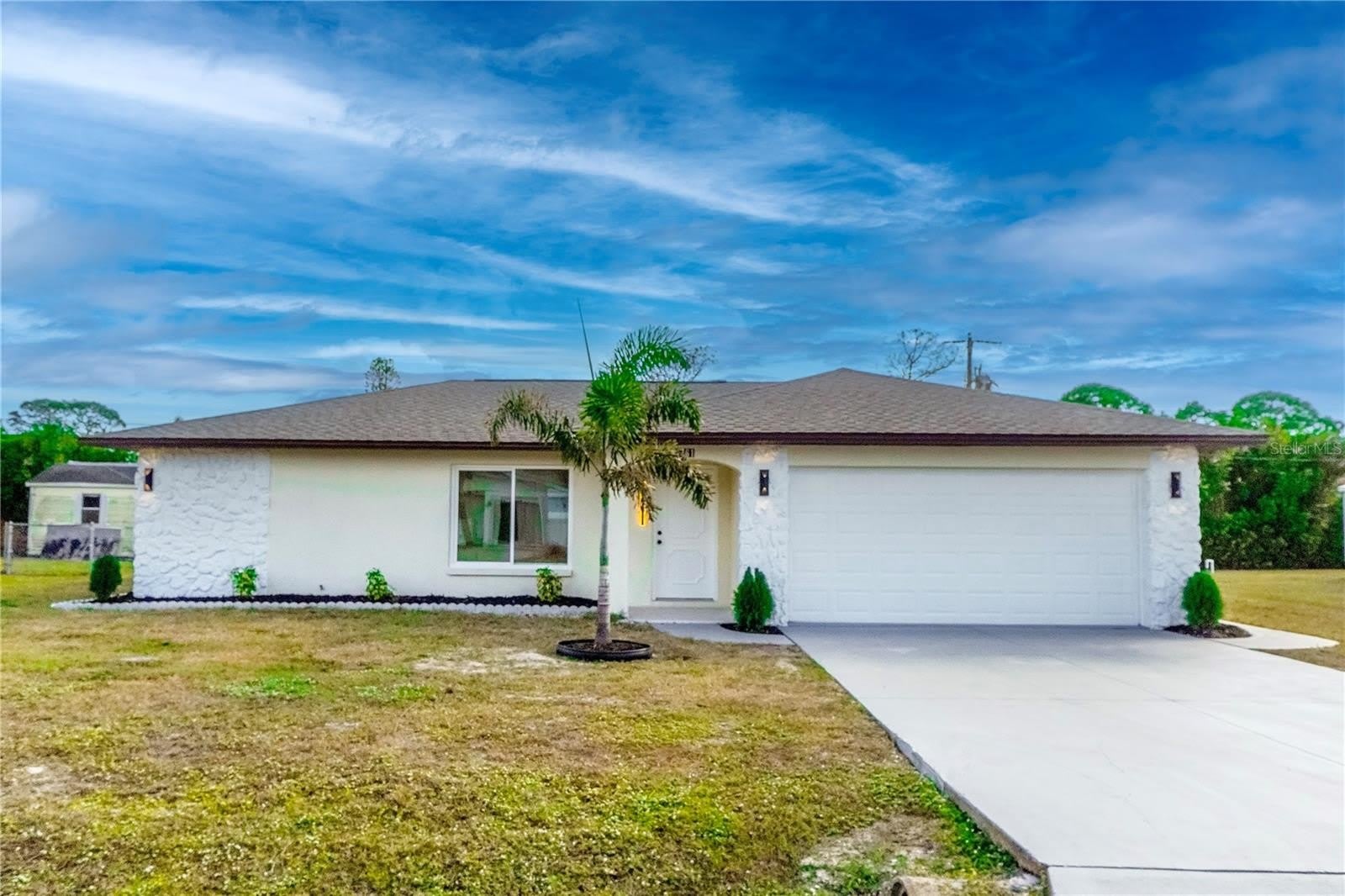 1461 ROYAL Road – photo 3