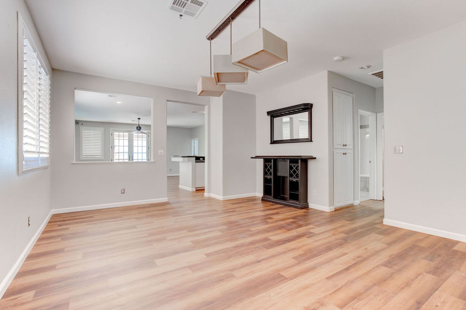 325 Brilliant Summit Circle, Henderson, NV 89052 – photo 2