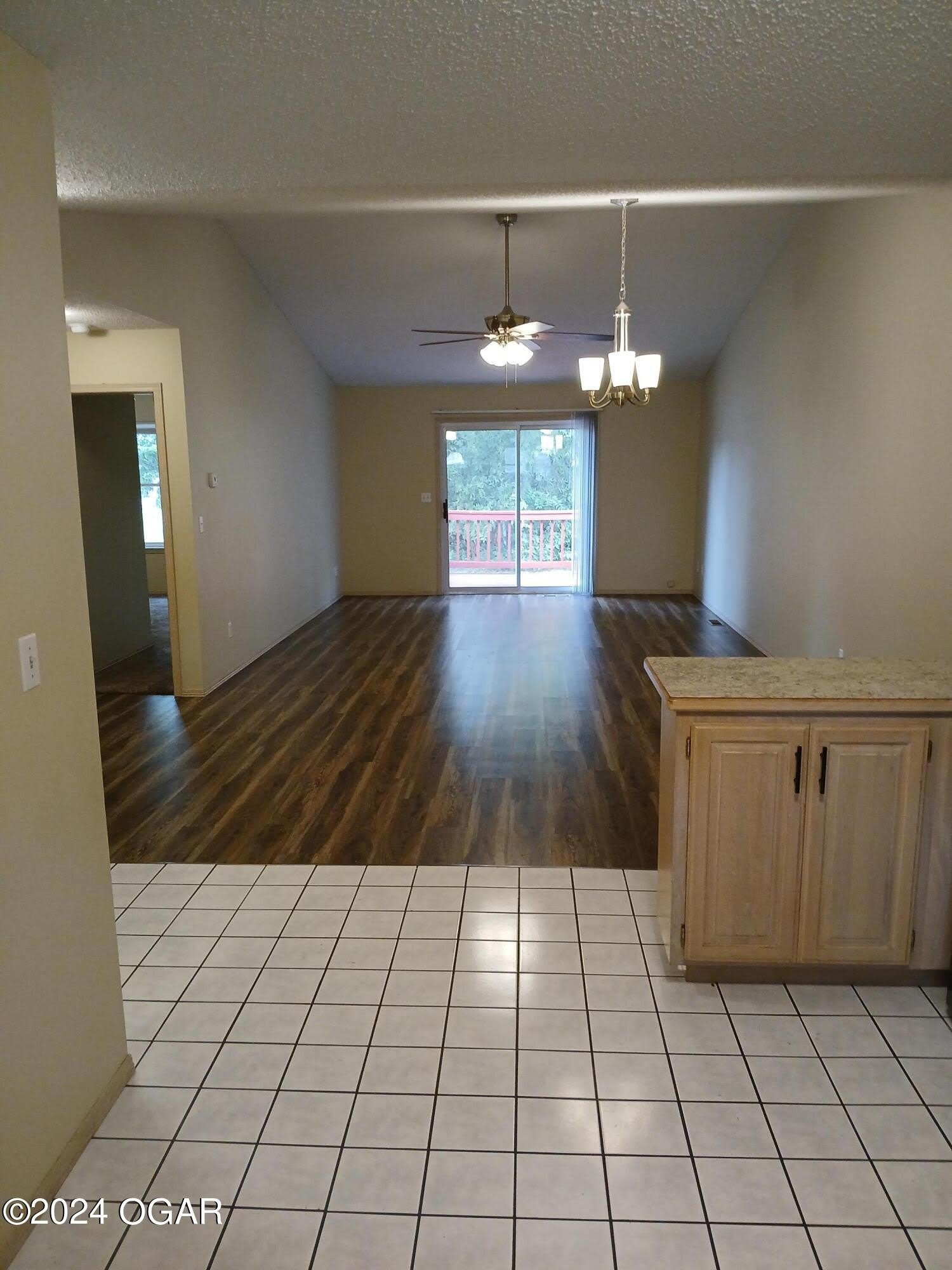 814 S Forest Avenue – photo 3