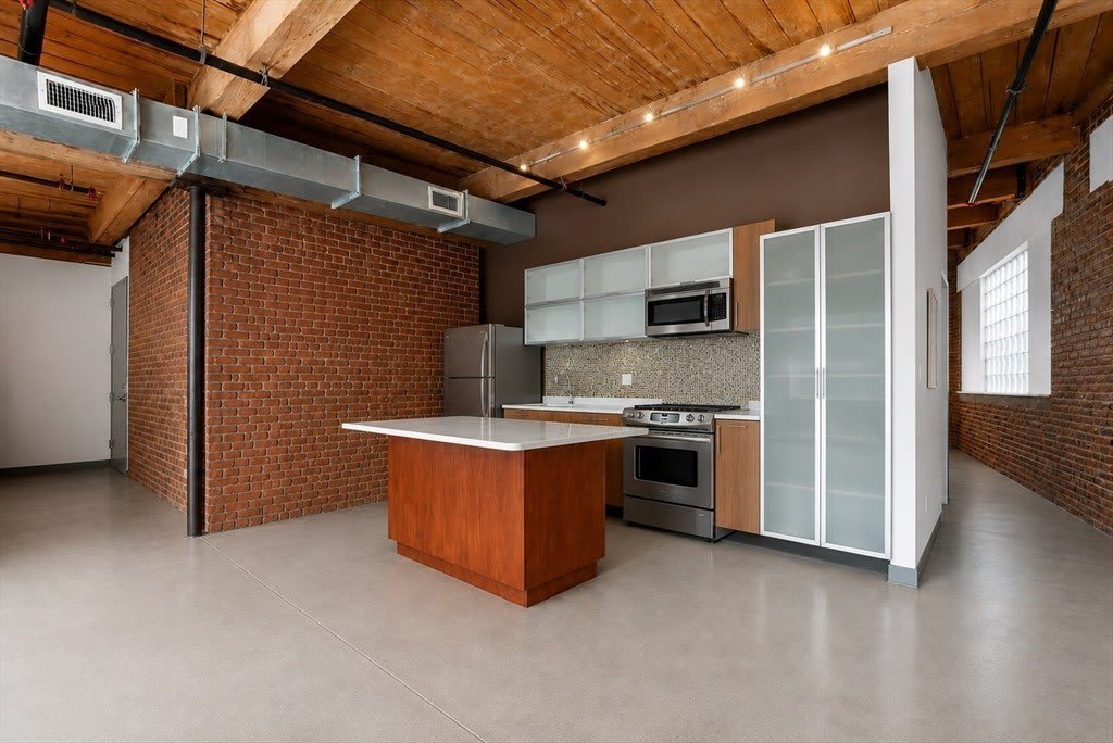 950 Dorchester Ave 205 – photo 4