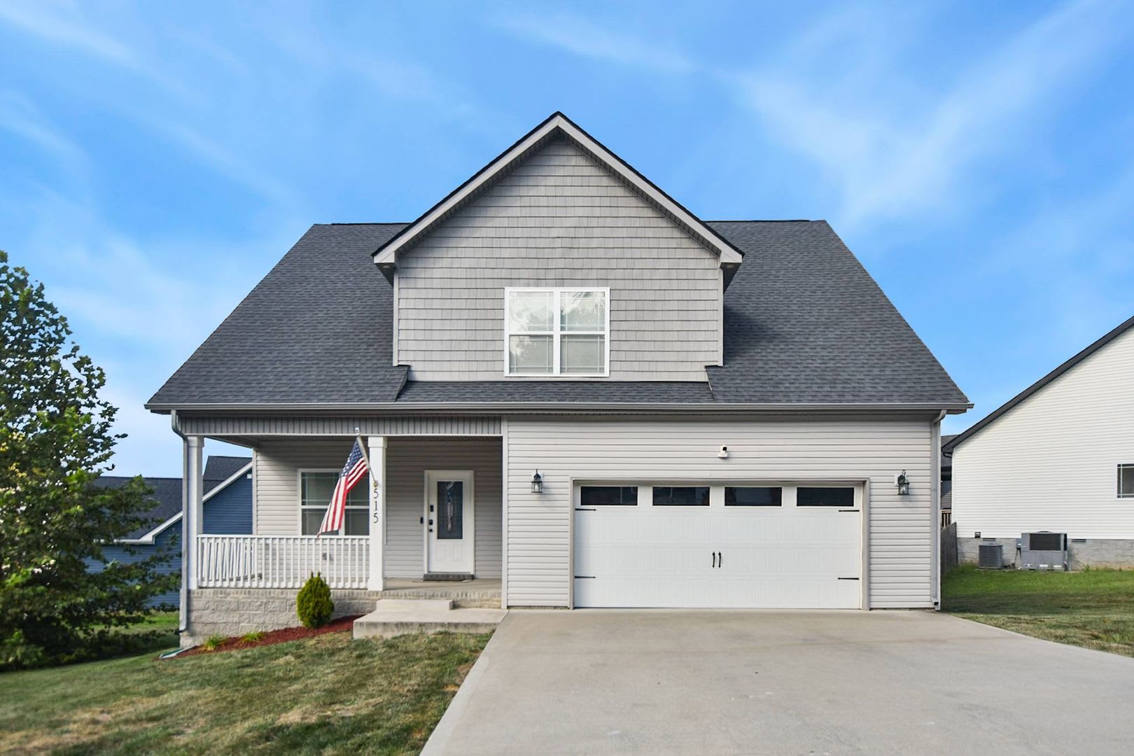 Like New Three Bedroom! – photo 1