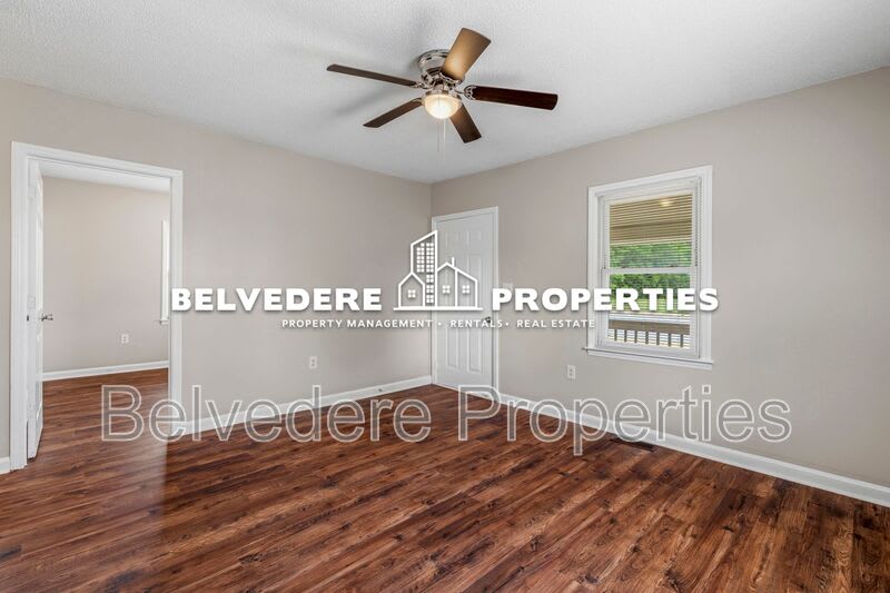 2210 E Market St – photo 5