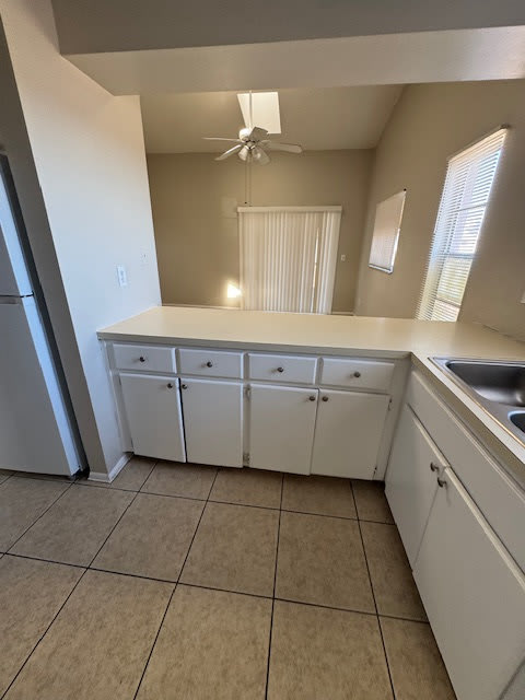 411 Diplomat Pkwy E – photo 3