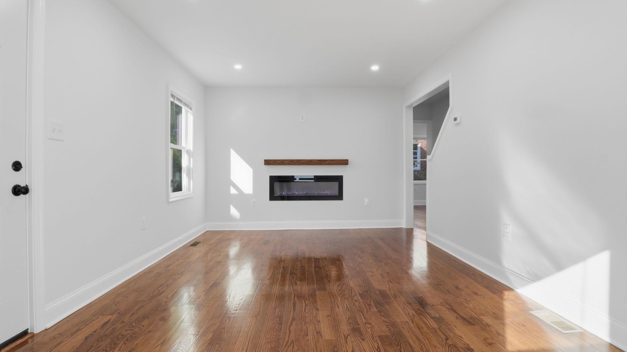 5633 JAMESTOWN Road – photo 4