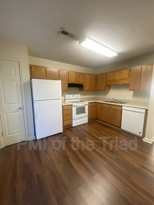 309 Swing Dairy Rd – photo 3
