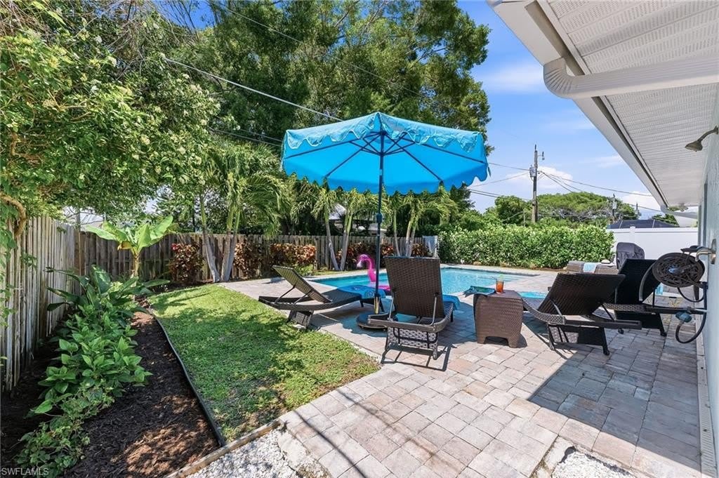 737 91st Ave N – photo 3