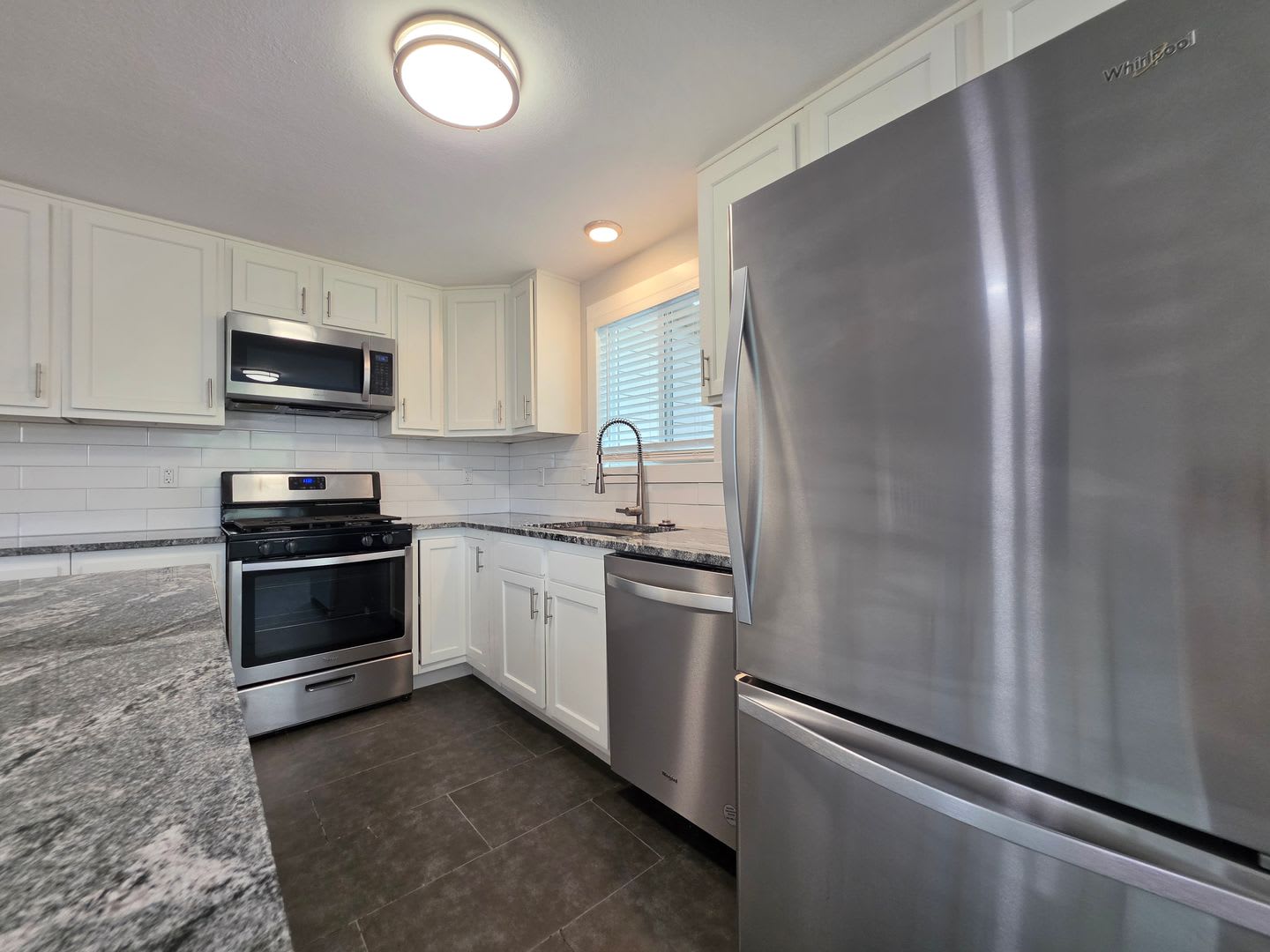 *AVAILABLE NOW* AC Coming Soon! 4-Bedroom, 3-Bath Home in the Cotton Creek Neighborhood! – photo 3