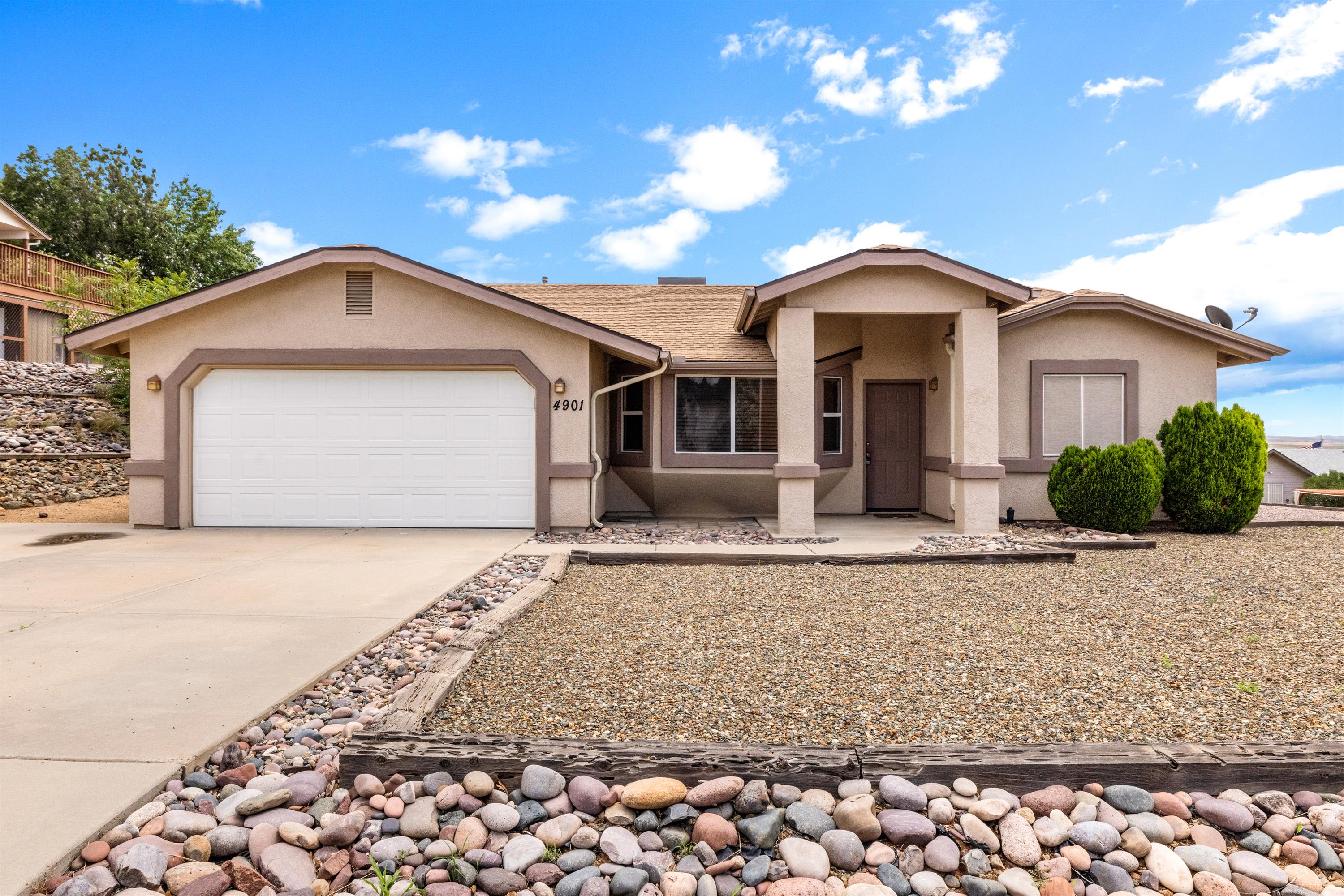 4901 North Reavis Drive – photo 1