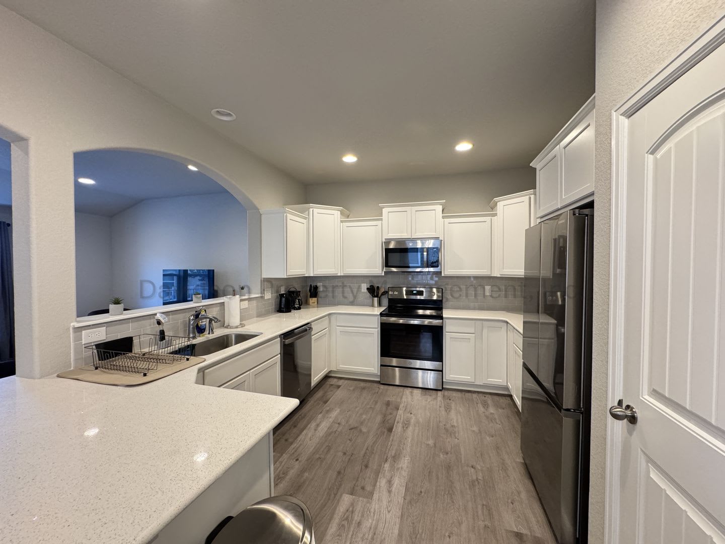 Gorgeous 3 Bedroom Townhouse In Lorson Ranch – photo 5