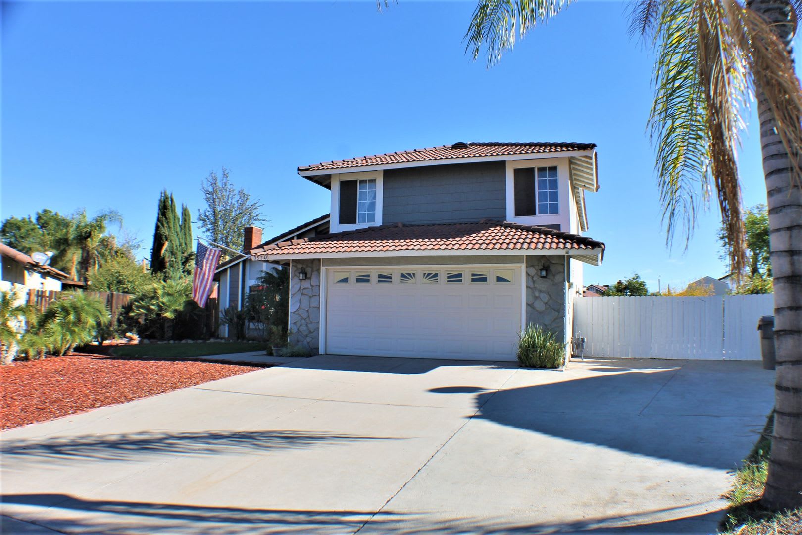 Great Family Home in Moreno Valley – photo 2
