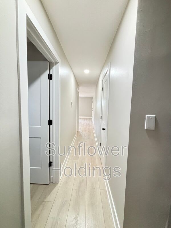 822 E Vine St – photo 5