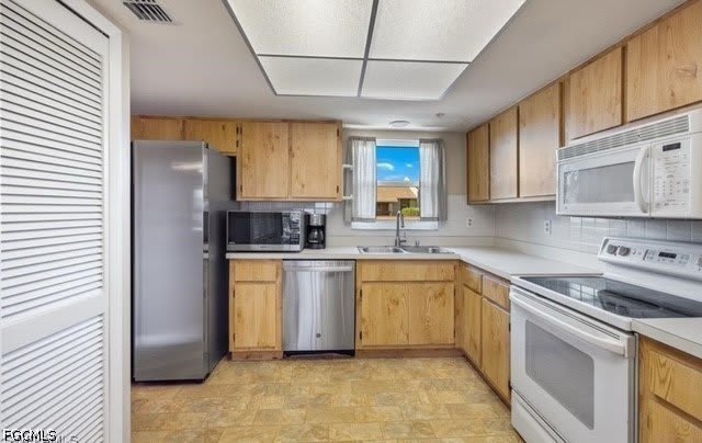 15390 Moonraker Court – photo 3