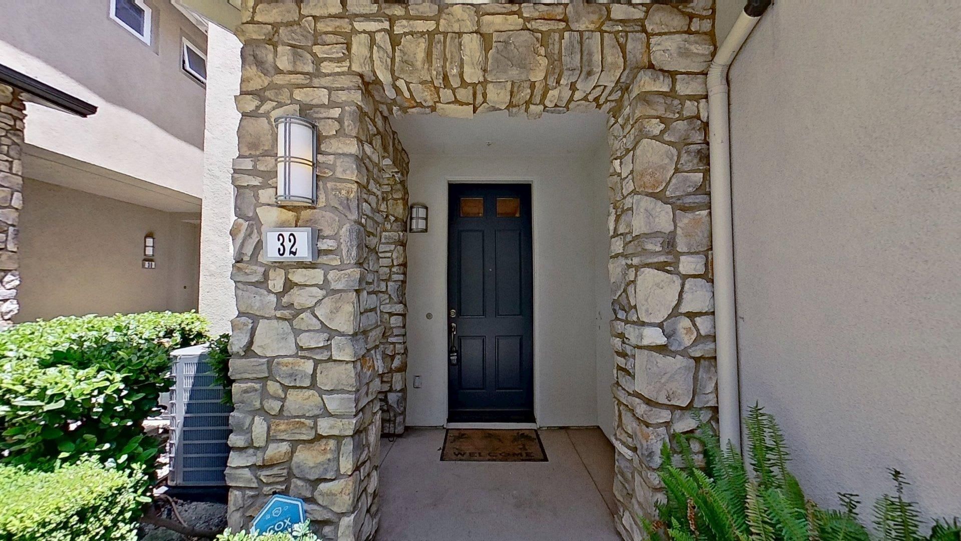 Move In Promo 32 Meridian Dr Aliso Viejo Spacious 1 500 Sqft 2 Bed 2 Bed Townhouse With Community Amenities – photo 2