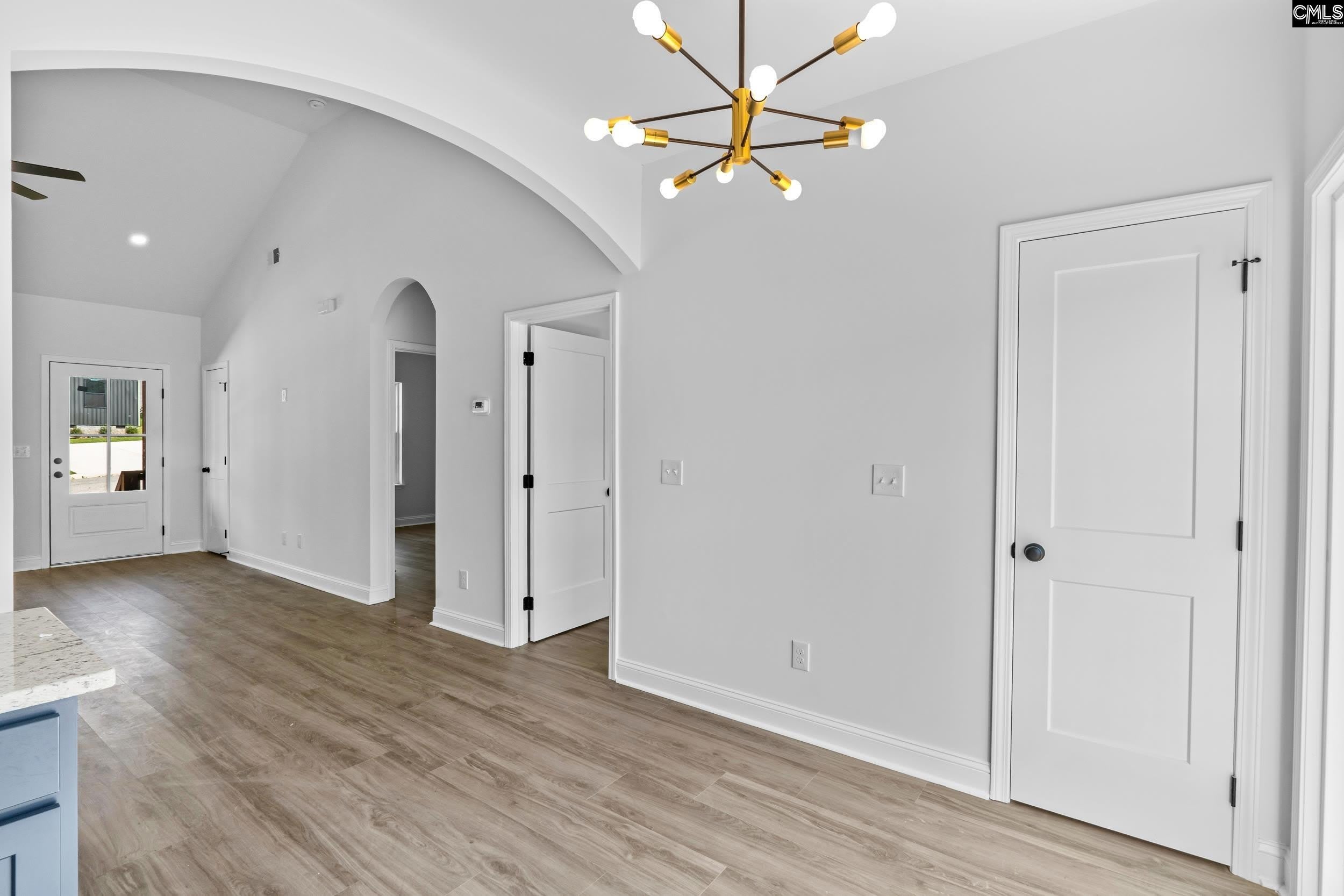 321 Lincolnshire Square – photo 5