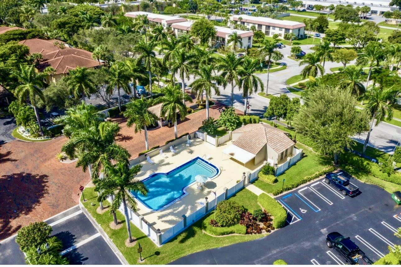 65 Pelican Pointe Drive – photo 3