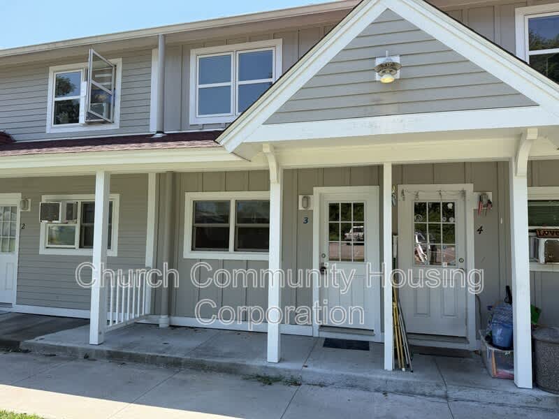 169 Conanicus Ave – photo 2