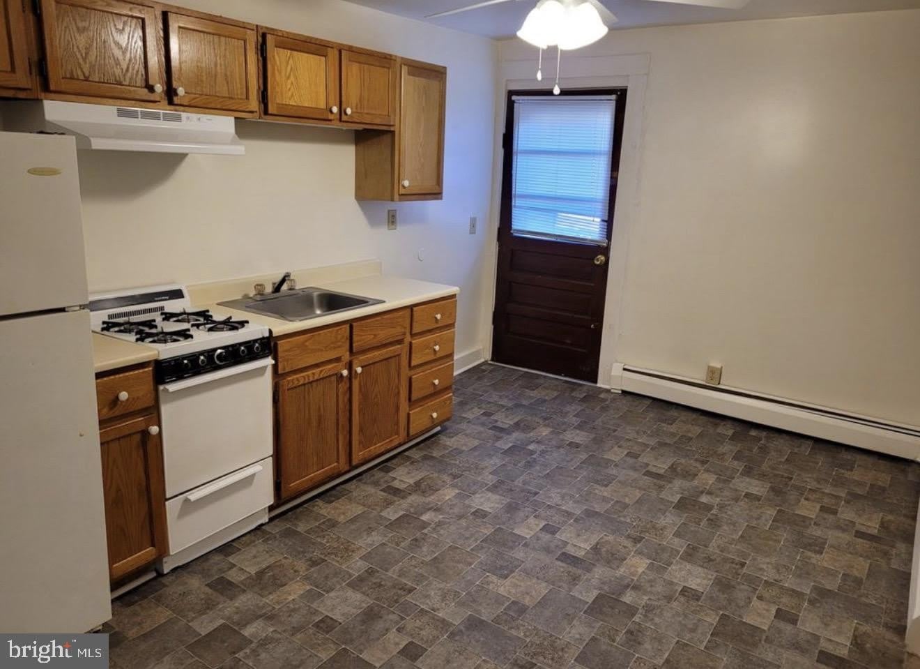 35 W CAMDEN WYOMING Avenue – photo 3