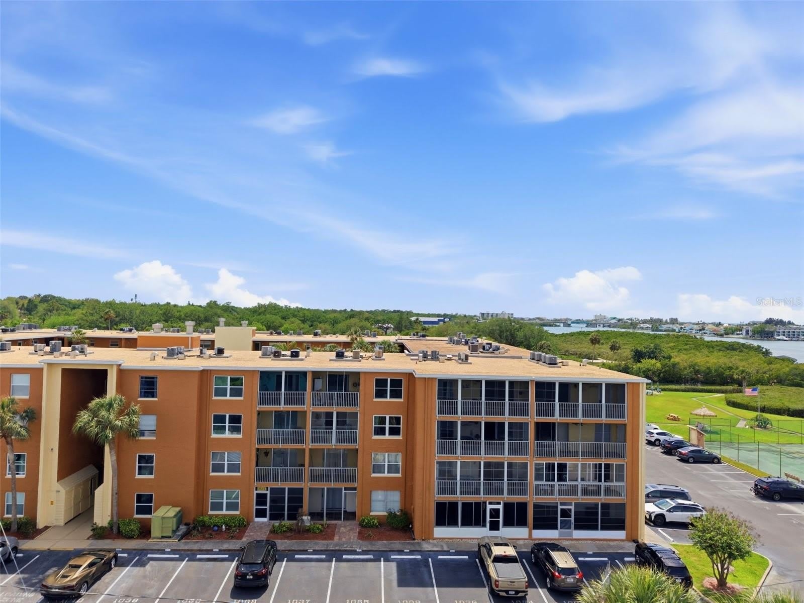 12760 INDIAN ROCKS Road – photo 4