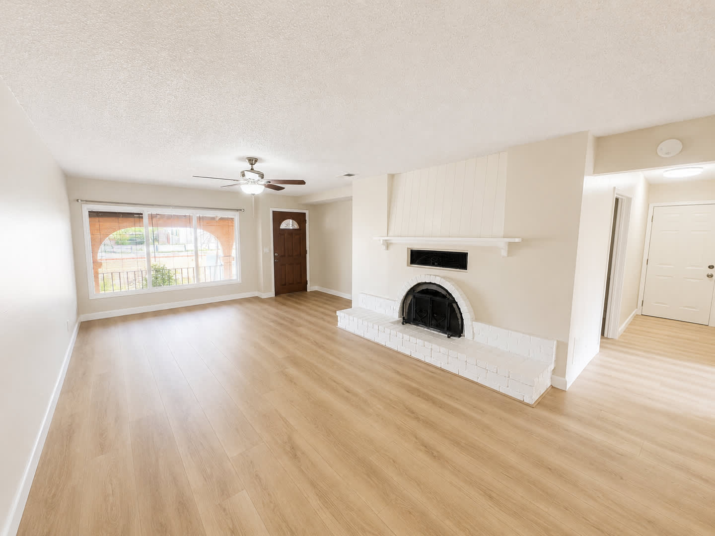 Single Family 3 Bedroom Is Good Size – photo 4