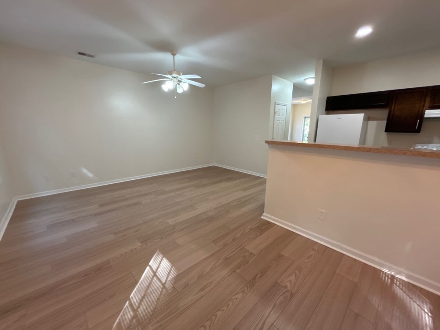 Two story 3 bedroom with open floorplan – photo 2