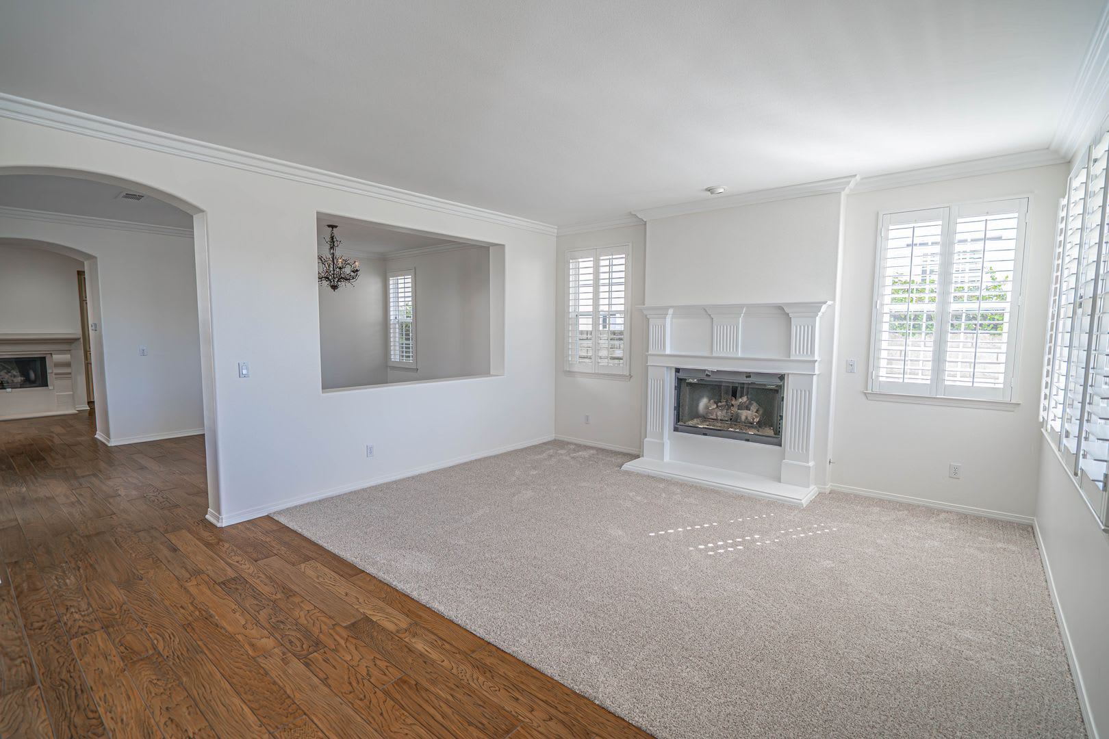 Gorgeous Bridgeport 3-Bedroom Home for Rent in Valencia! – photo 5