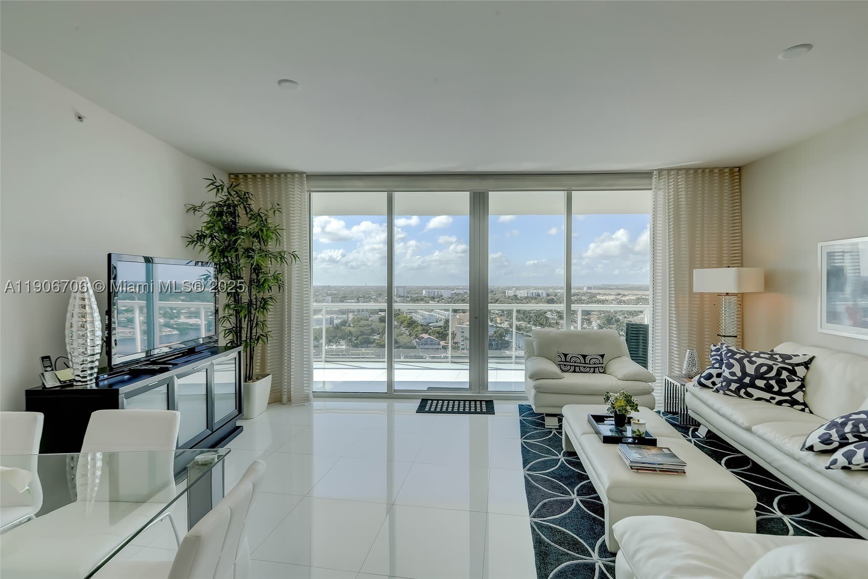 1 N Ocean Blvd – photo 5