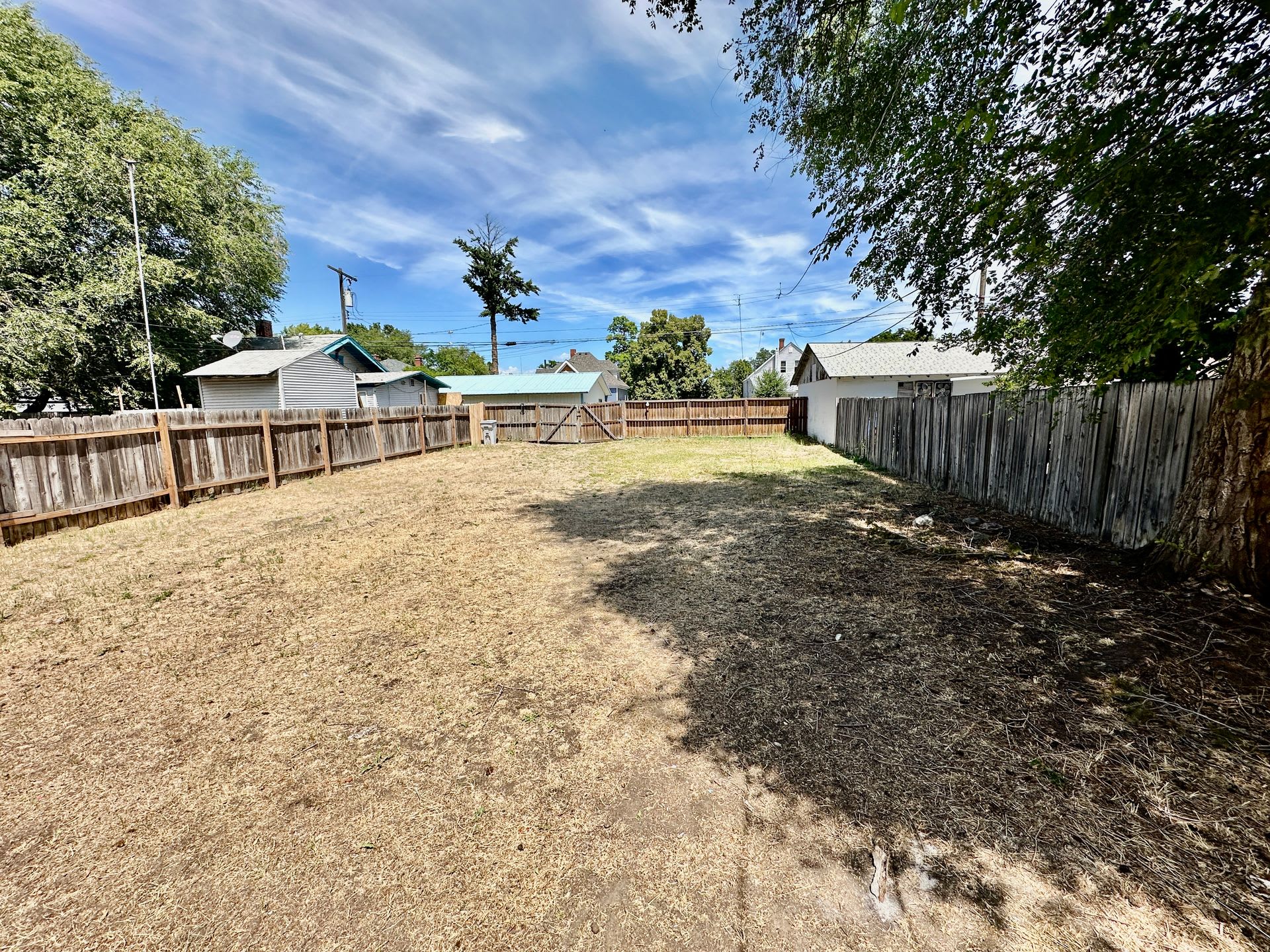 2022 W Dean Ave – photo 5