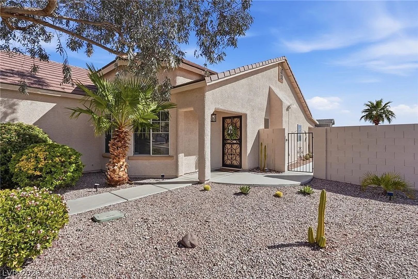 Northwest Las Vegas Home with Spa & Bonus Room – photo 1