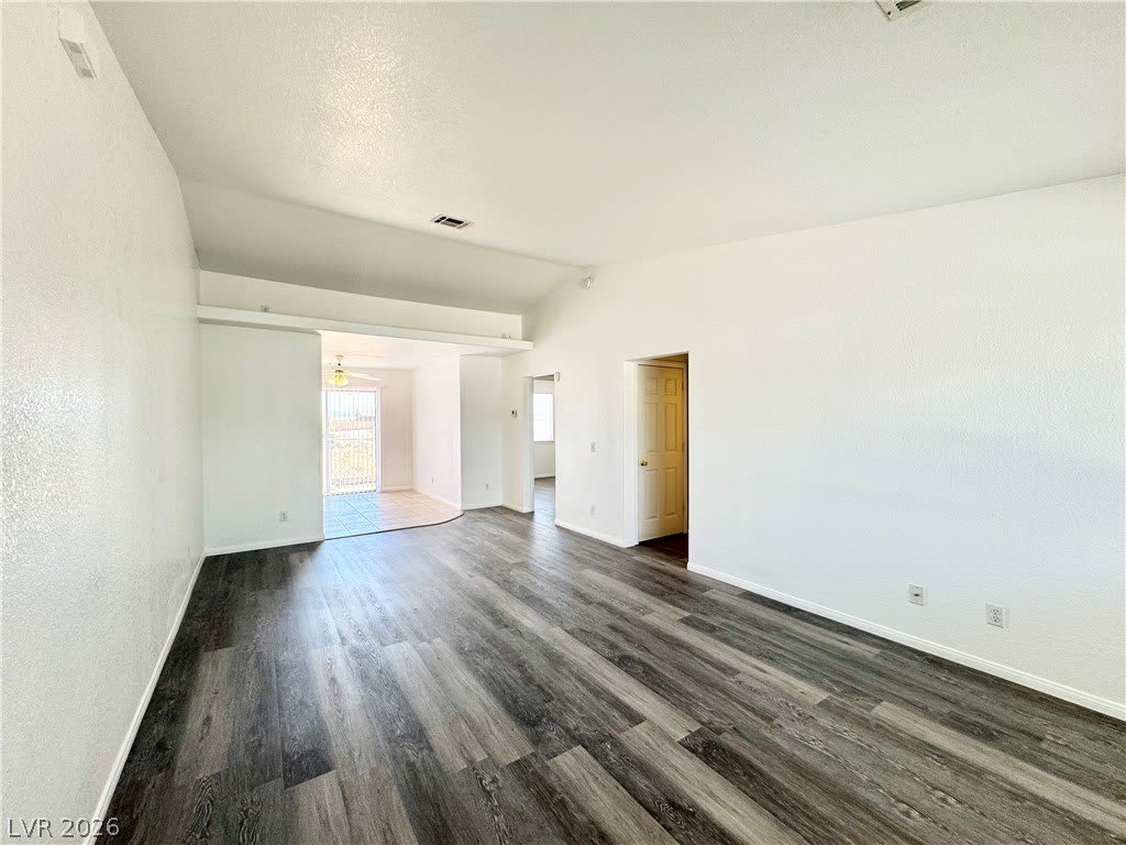 1060 S Marne Court – photo 2