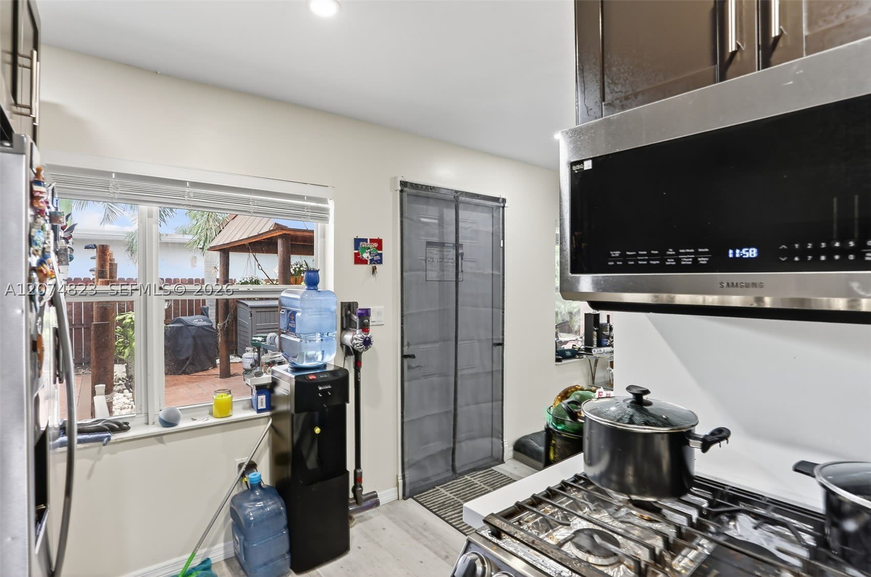 920 SW 30th St – photo 5