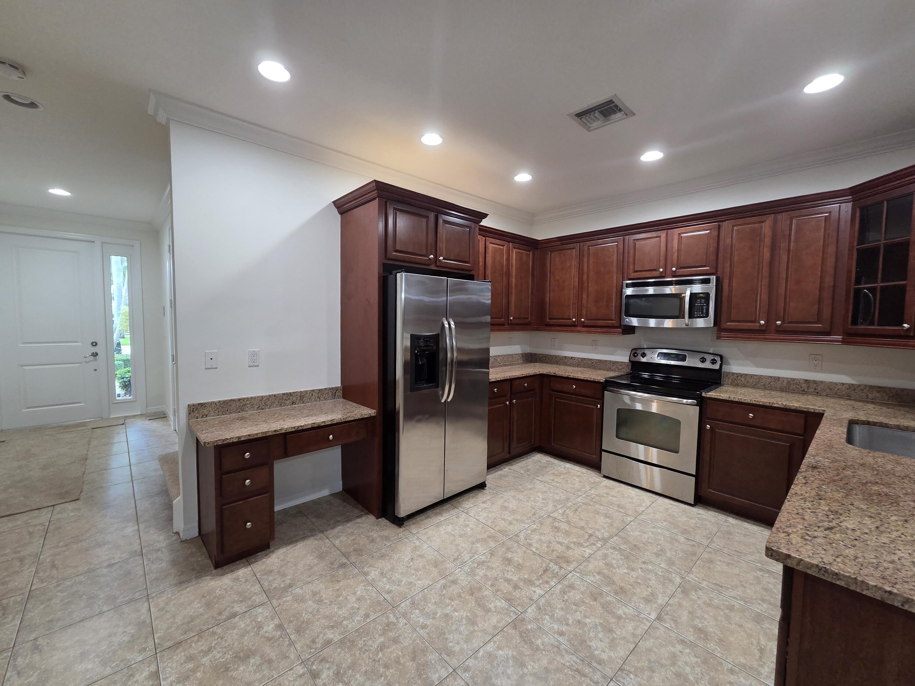 4507 Mediterranean Circle – photo 3
