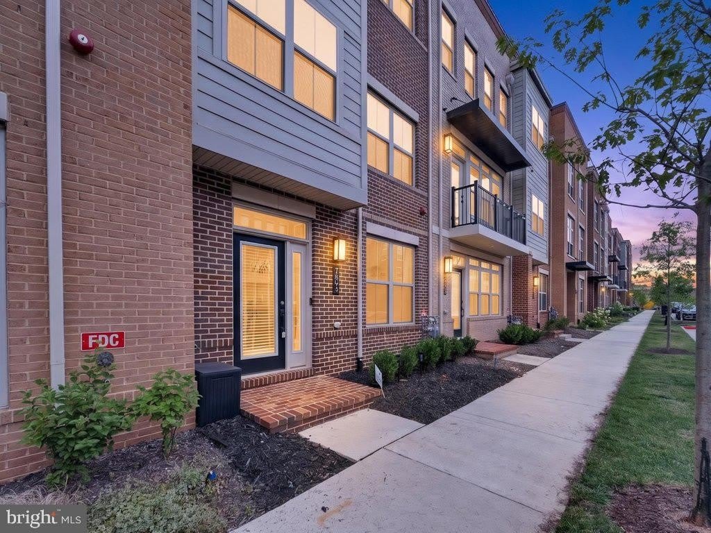 3824 TUSSICA Way – photo 4