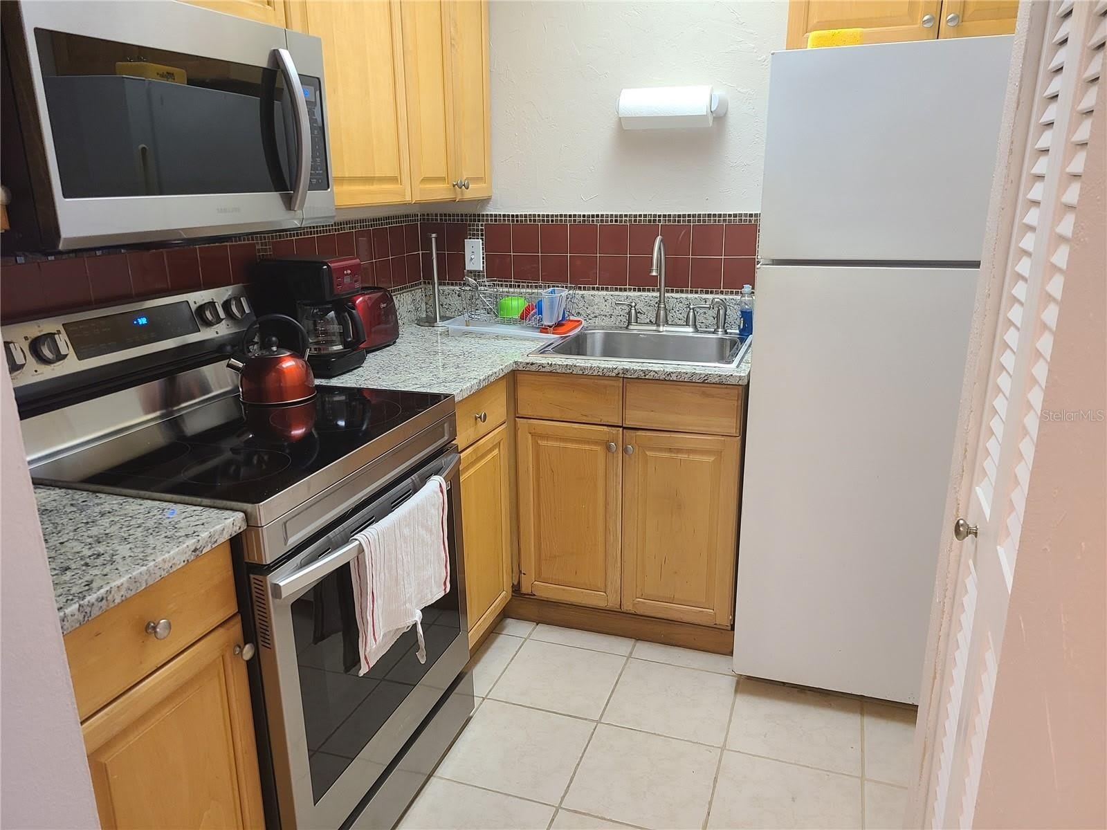 2763 WOODGATE Lane – photo 2