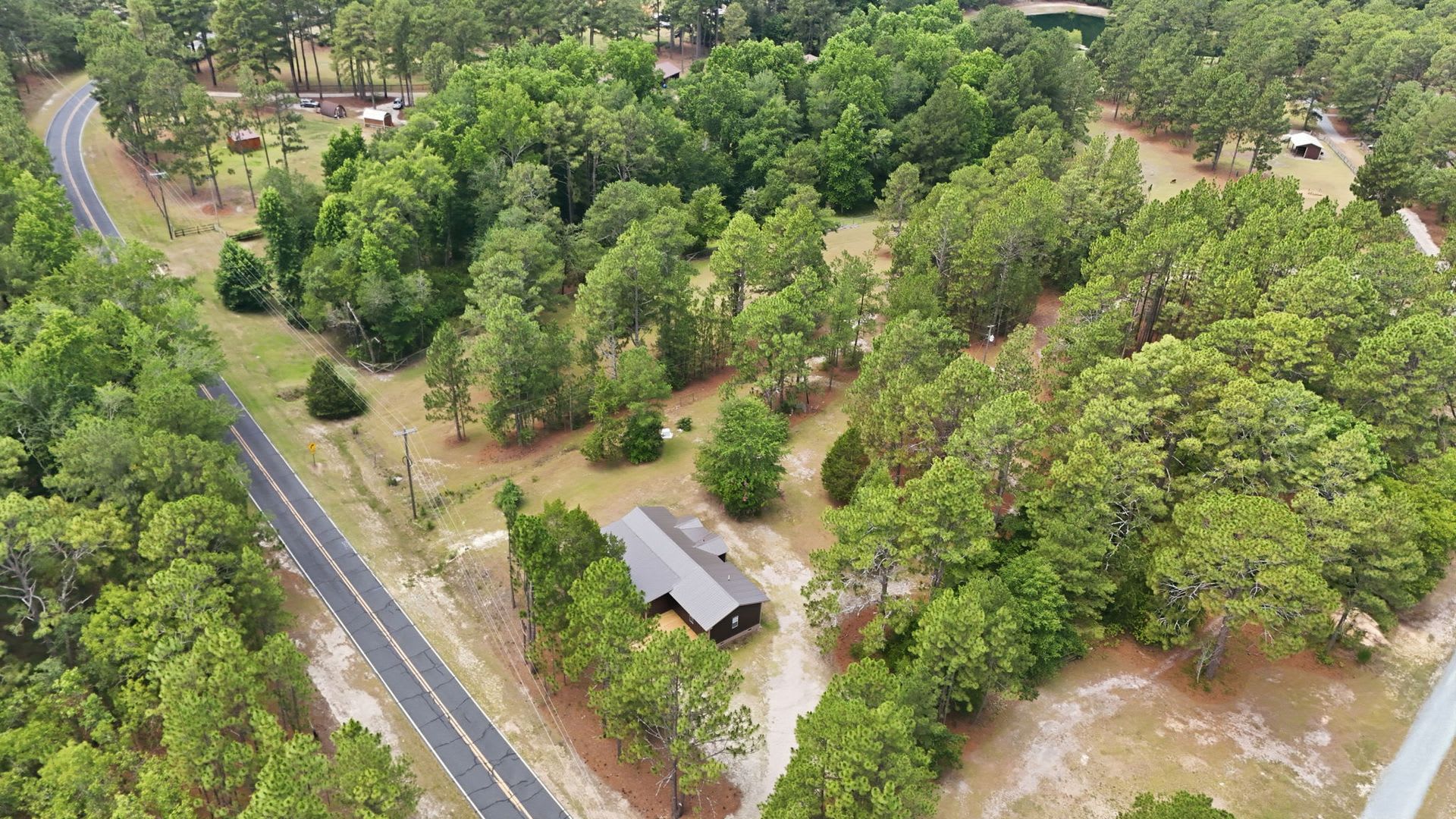 Total Renovation On One Private Acre A Truly One Of A Kind Rental – photo 3