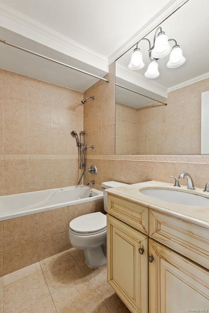 1115 PROSPECT Avenue – photo 4