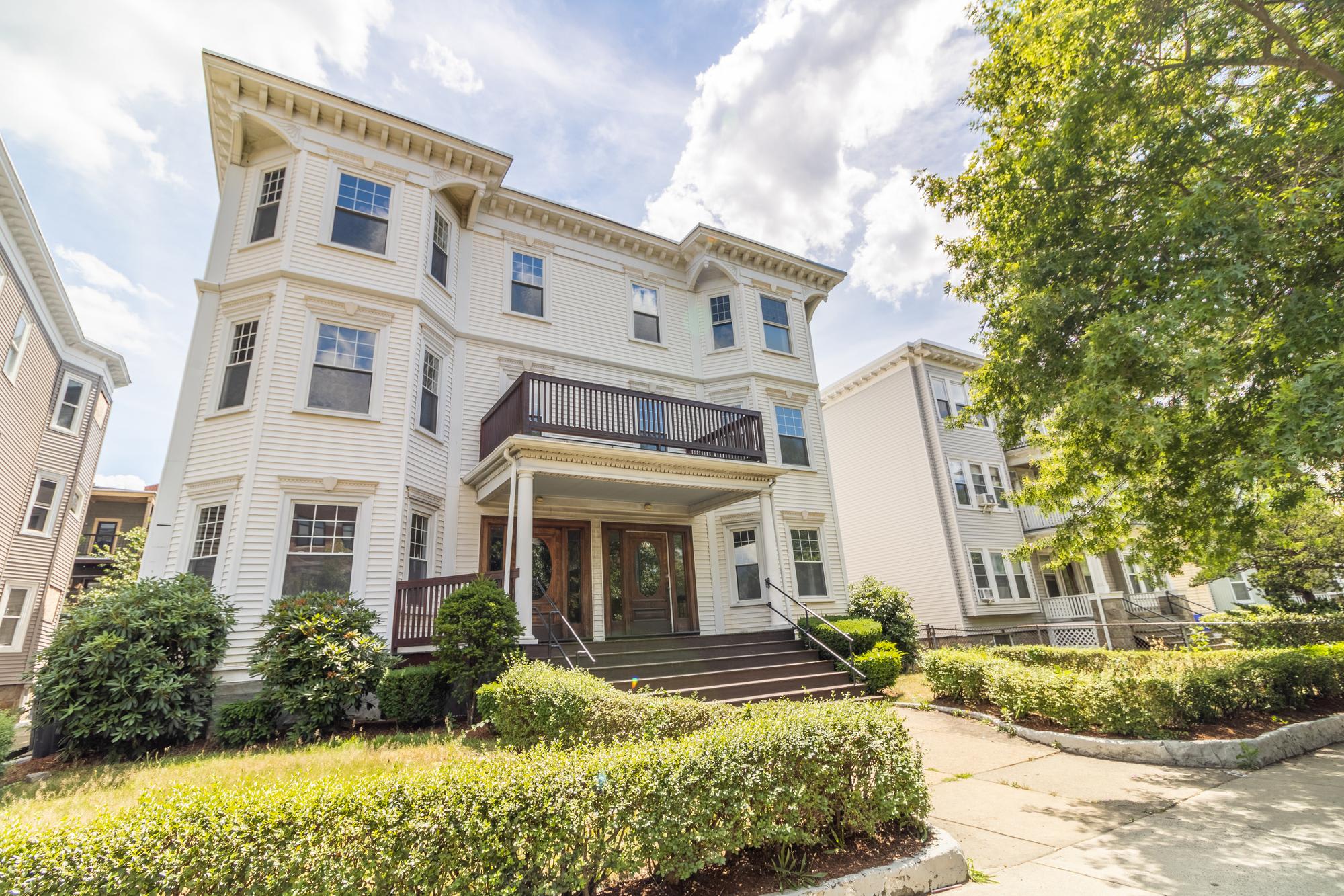 789 Columbia Rd – photo 3