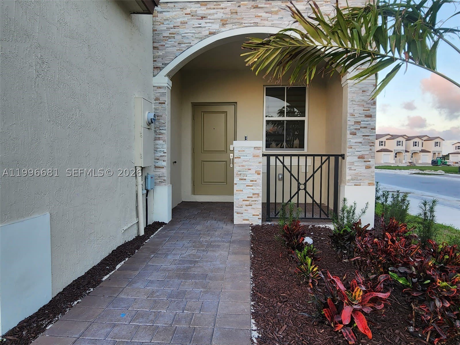 2429 Se 28 Dr – photo 3