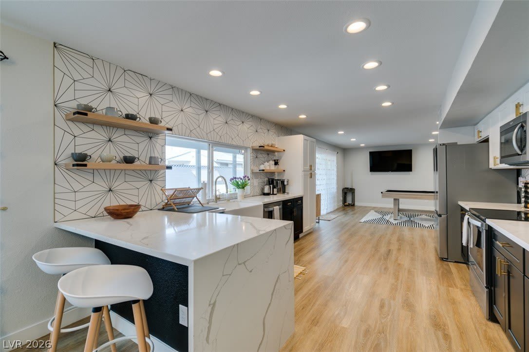 2000 Springview Drive – photo 3