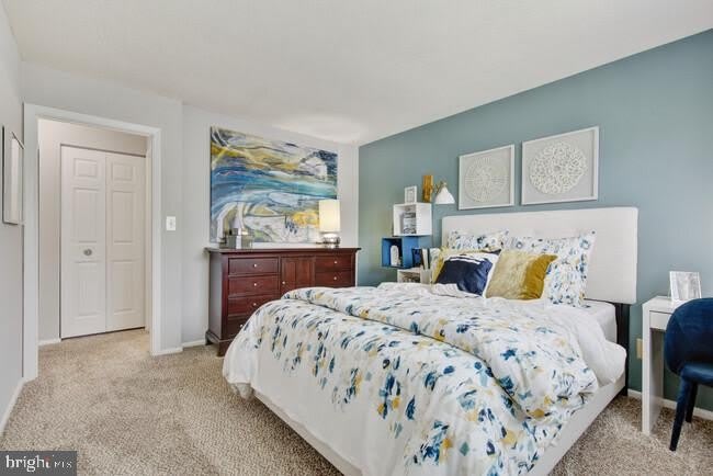 704 COUNTRY VILLAGE Drive – photo 2