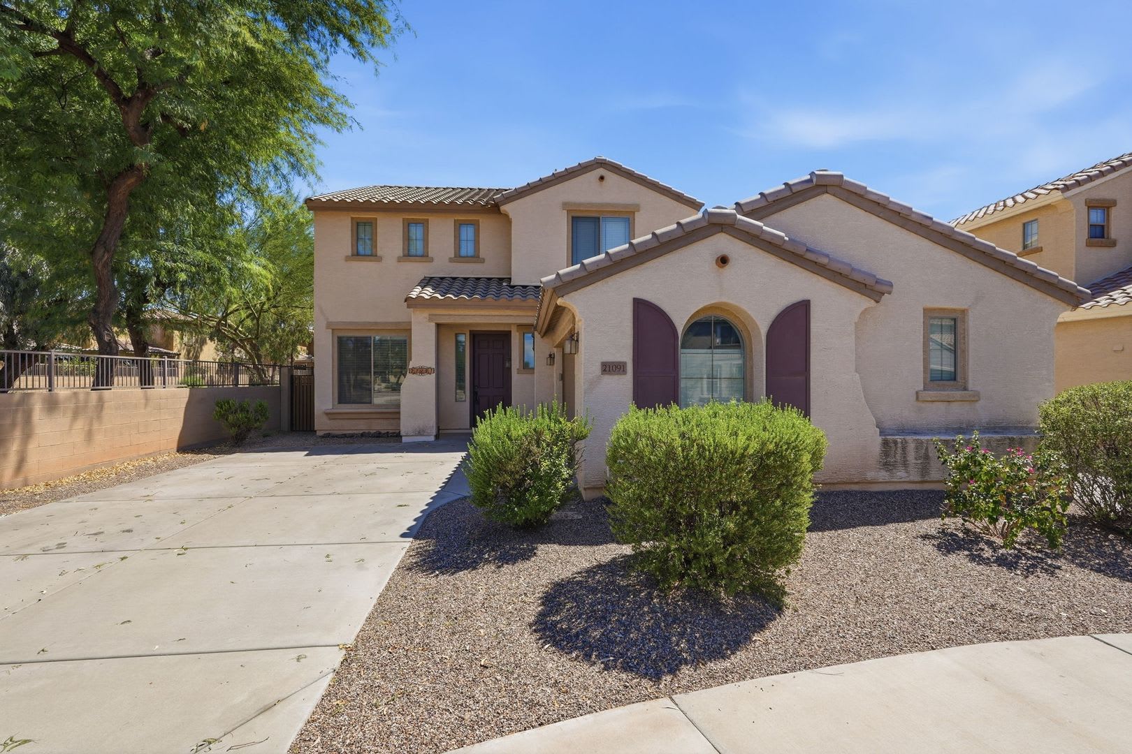 First Month rent FREE on OAC, Move in by 9/1/26 and a 13 month lease!! – photo 1
