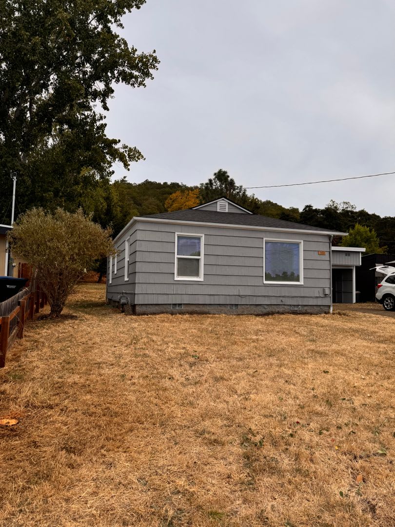 2 Bedroom home with Carport – photo 1