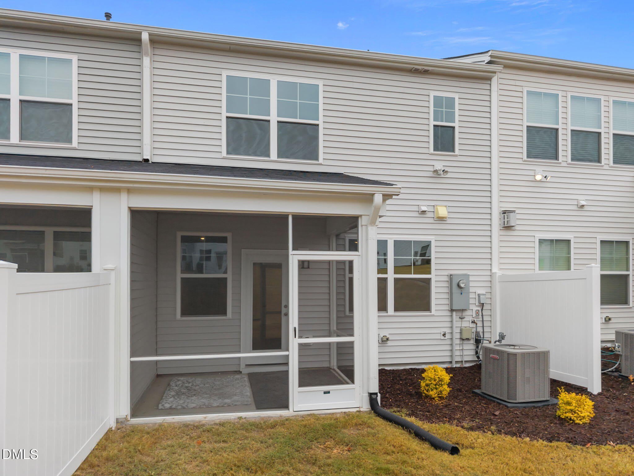 5016 Kota Street – photo 3