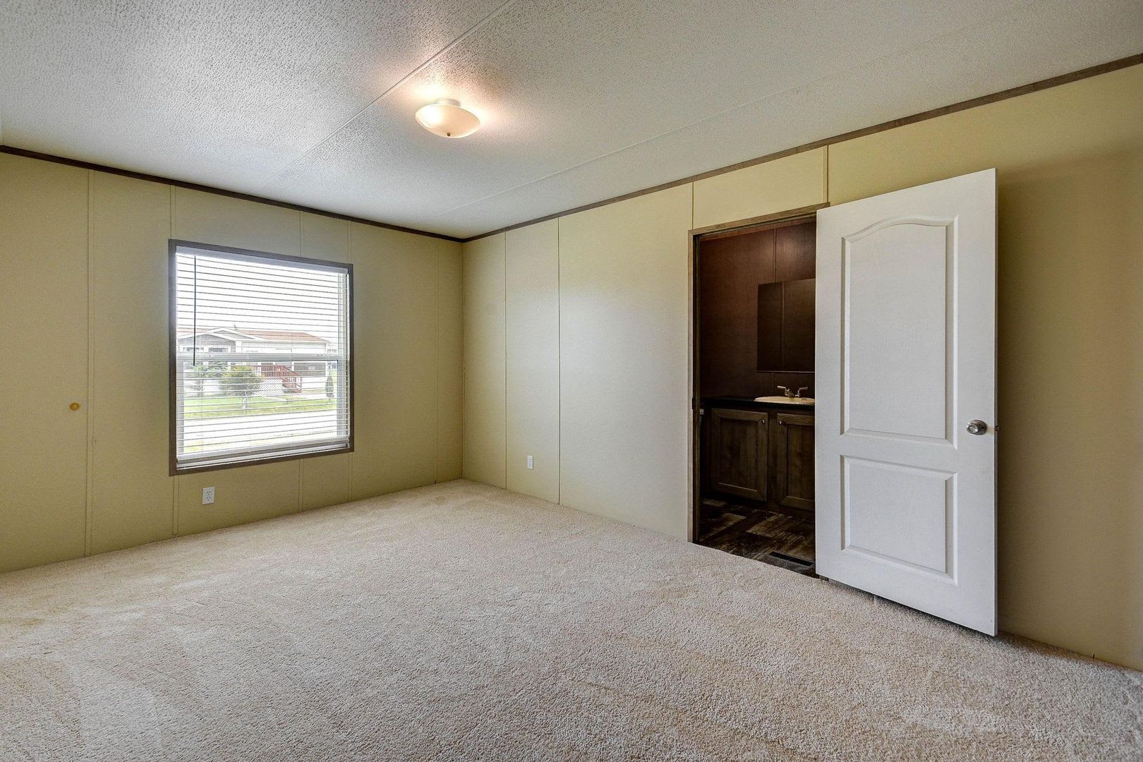 2245 Ben Blvd – photo 5