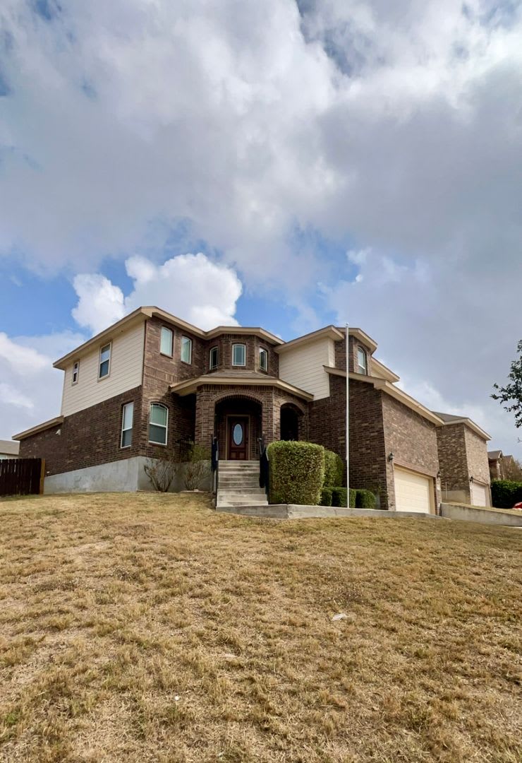Spacious 5 Bedroom 3 5 Bath Home In Northeast San Antonio Minutes From Randolph Afb And Ikea – photo 1